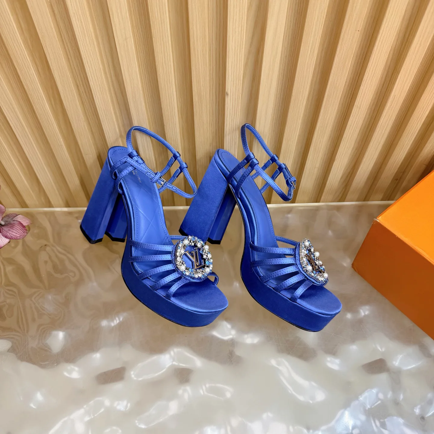 Туфли Женские Louis Vuitton 11411867