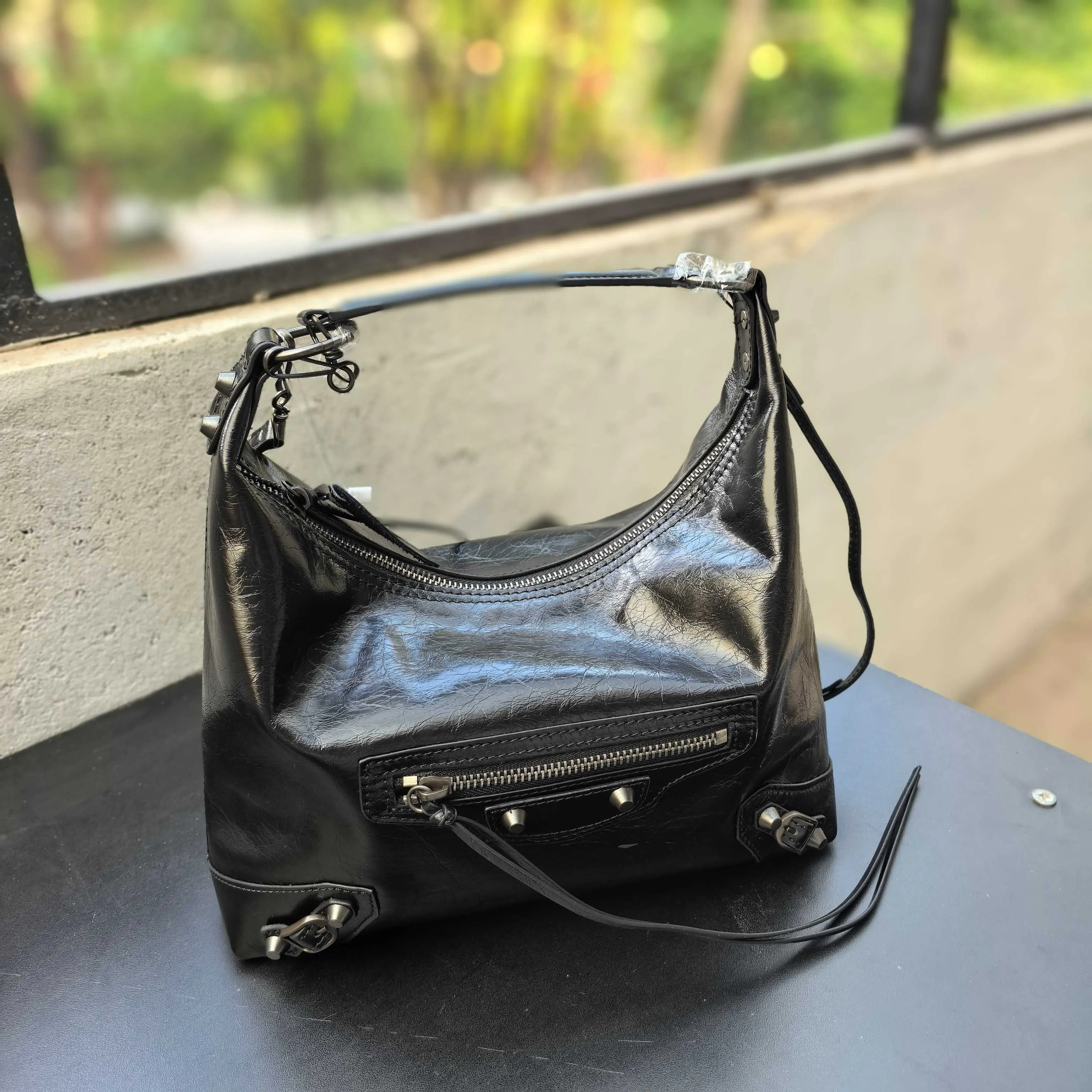 Классические Сумки Женские Balenciaga 496102