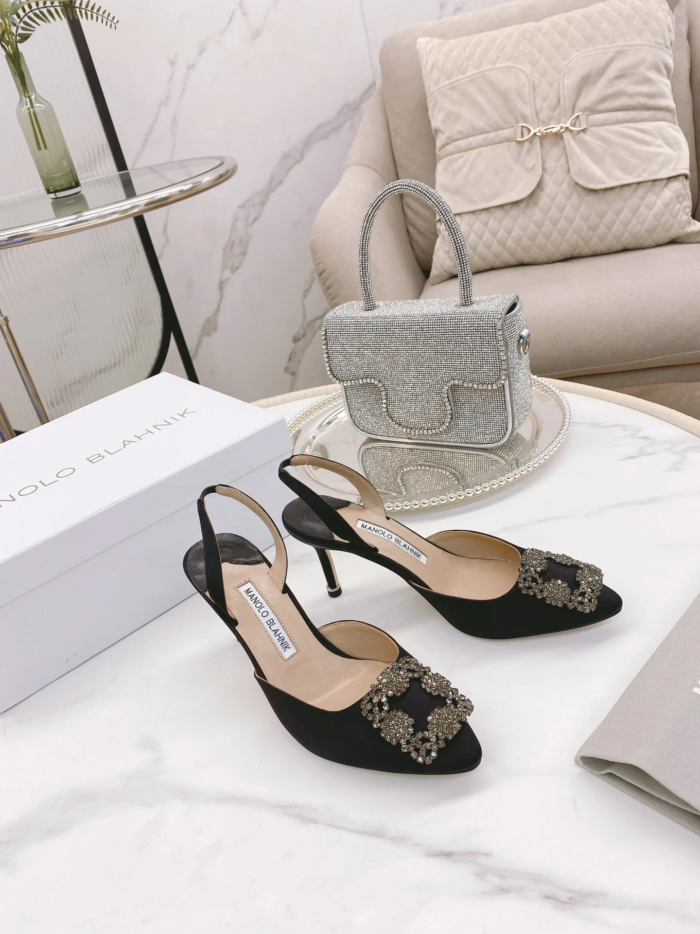 Туфли Женские Manolo Blahnik 18482411