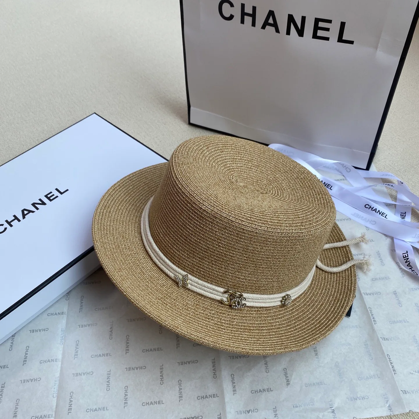 Головные Уборы Chanel 13302304