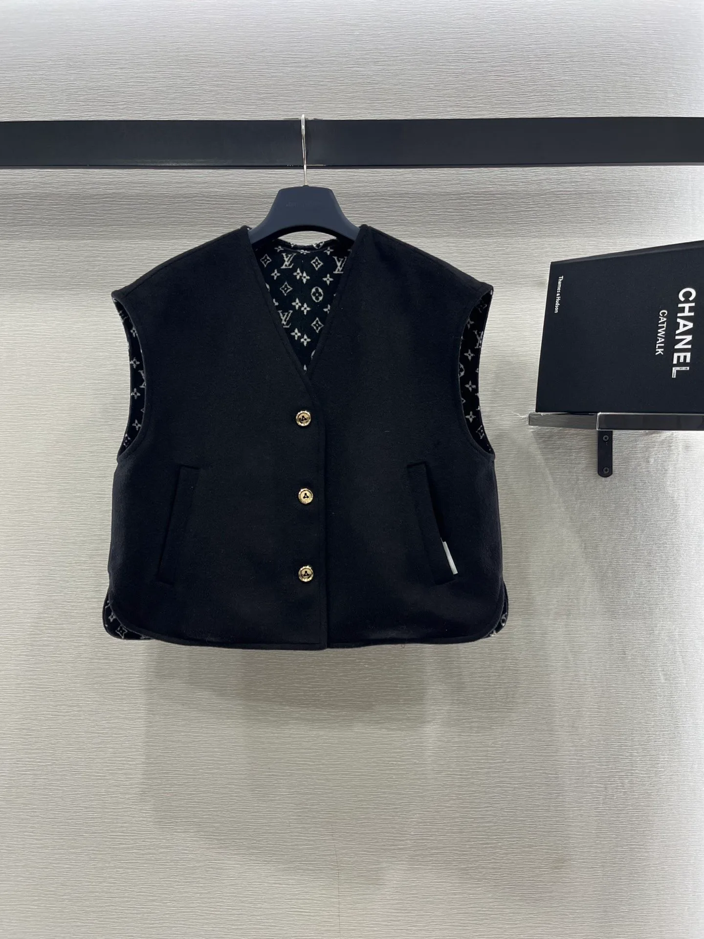 Жилеты Женские Louis Vuitton 1512424