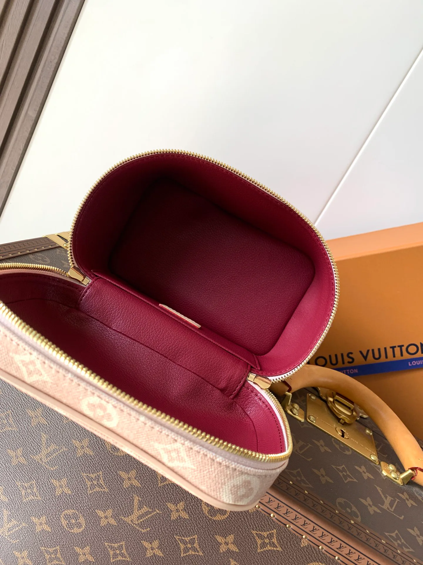 Клатчи Женские Louis Vuitton 11488653