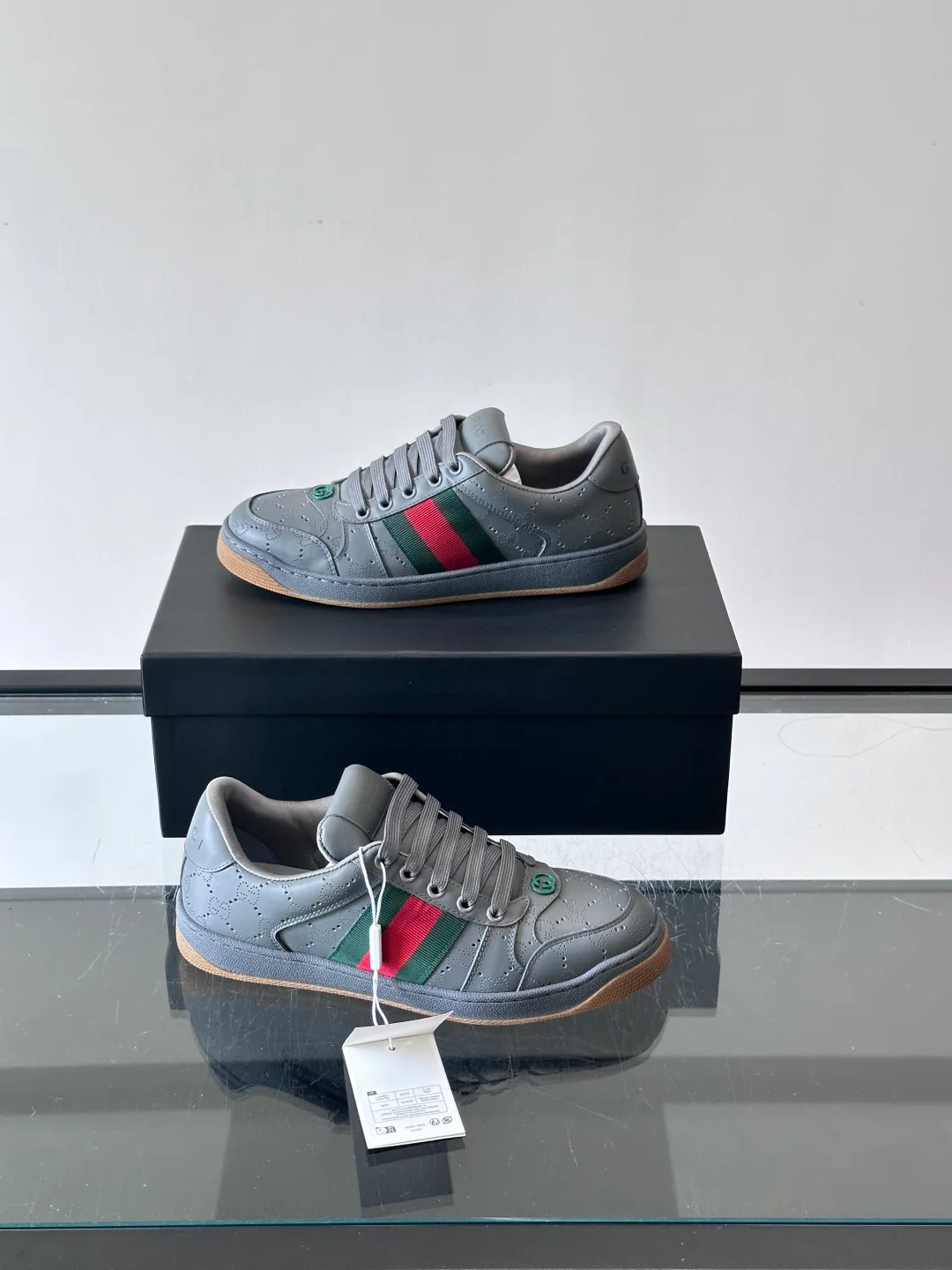 Кроссовки Женские Gucci 18101948