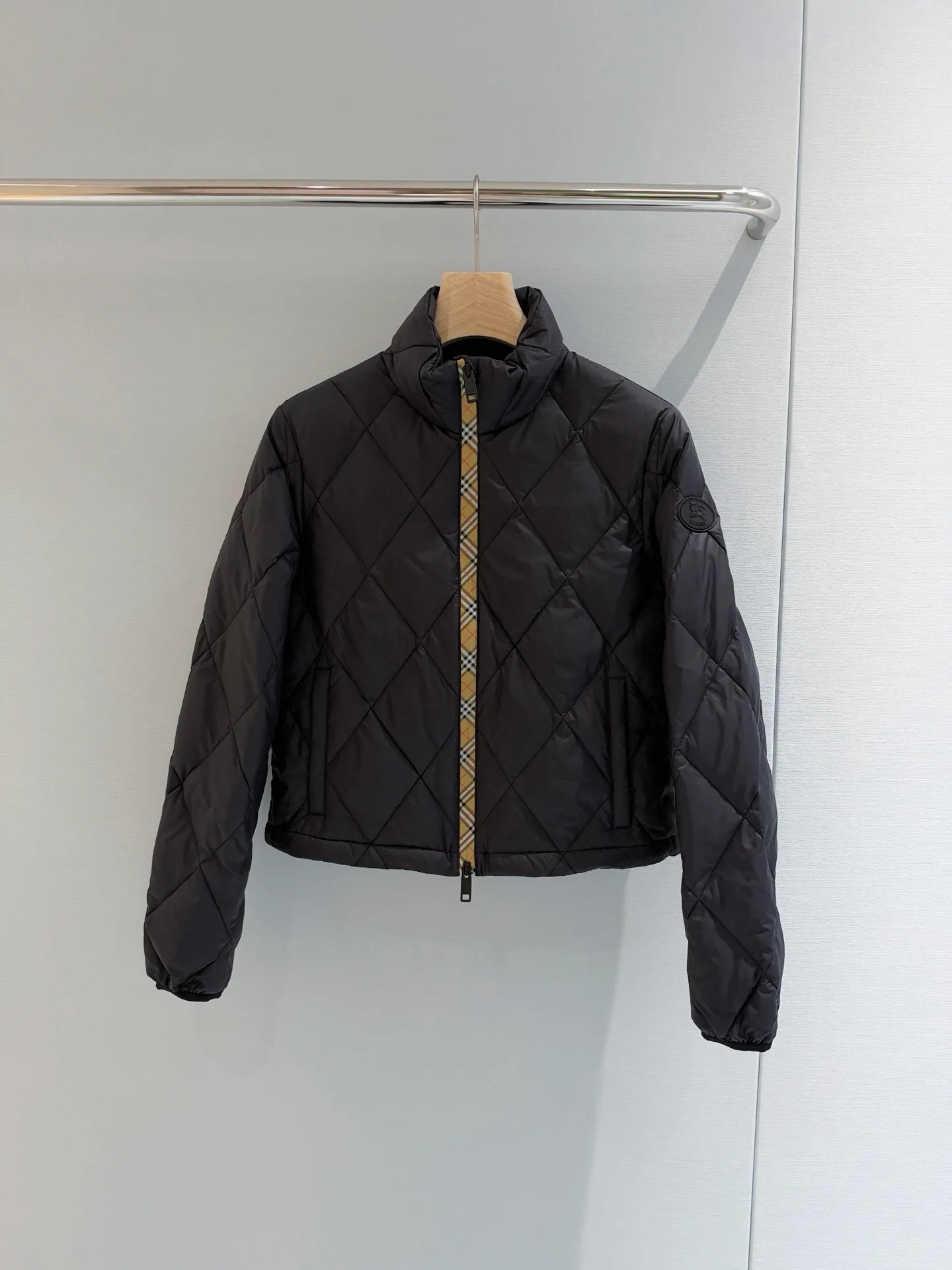 Куртки И Пуховики Женские Burberry 18911376