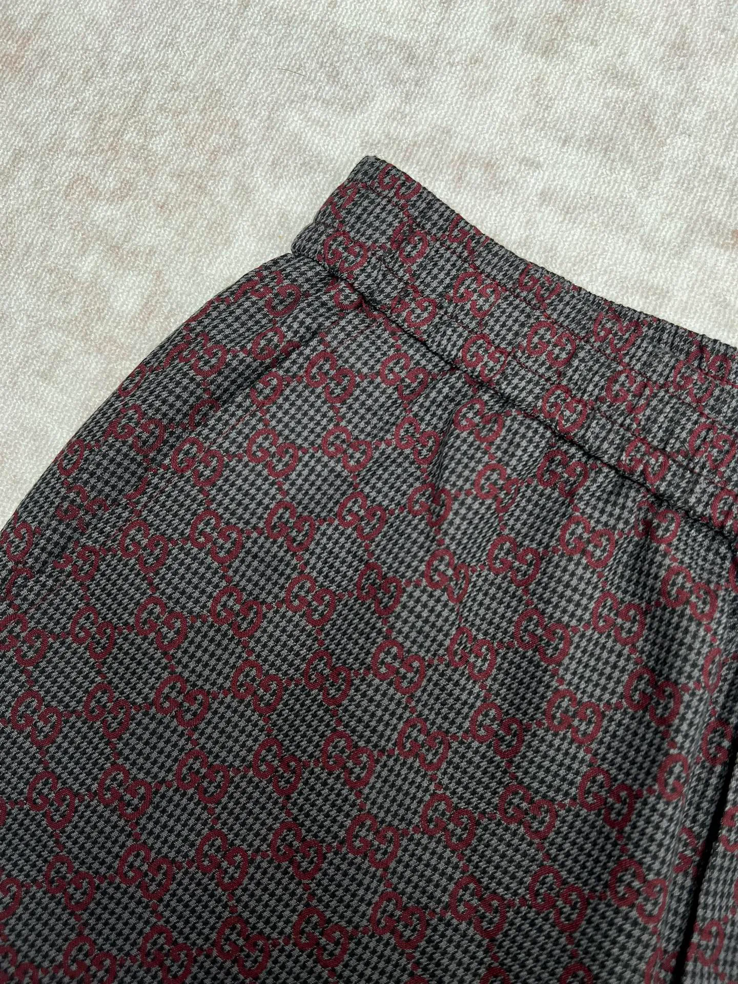 Брюки Мужские Gucci 973107