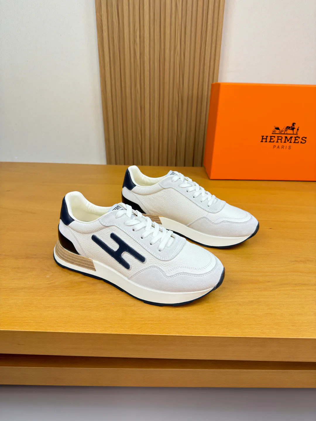 Кроссовки Мужские Hermes 2389675