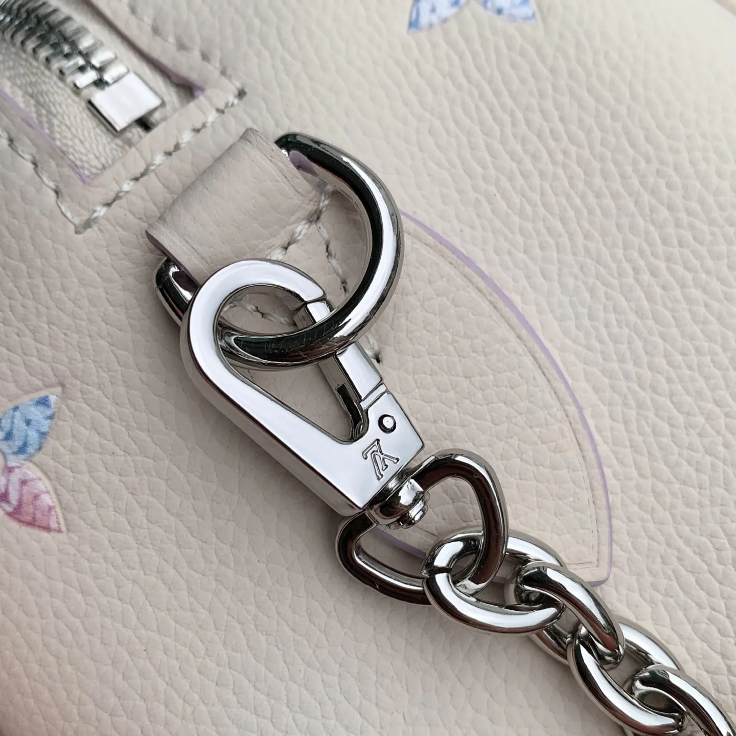 Классические Сумки Женские Louis Vuitton 18147482