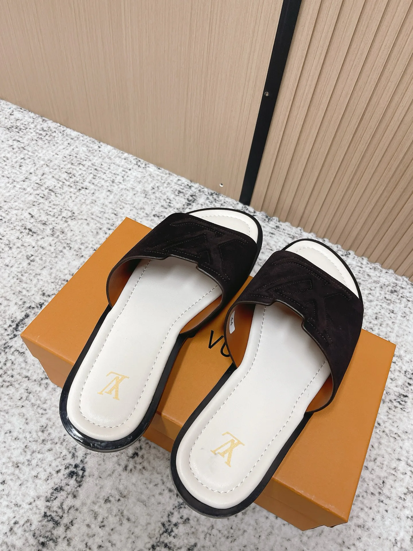 Сандалии Мужские Louis Vuitton 12785792