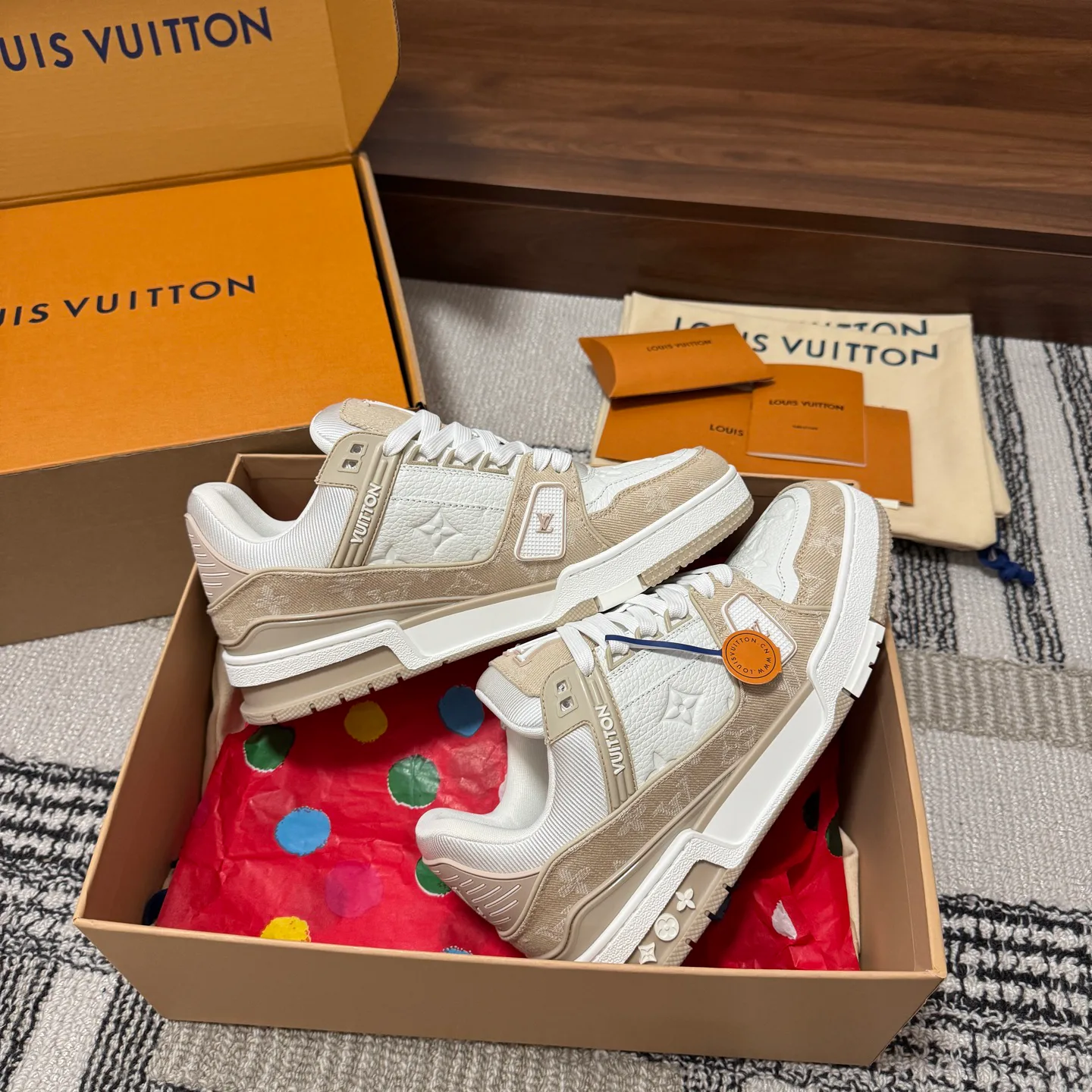 Кроссовки Женские Louis Vuitton 1546770