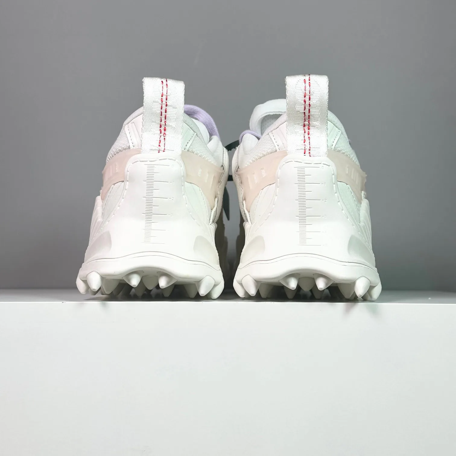 Кроссовки Женские Off-White 11576019