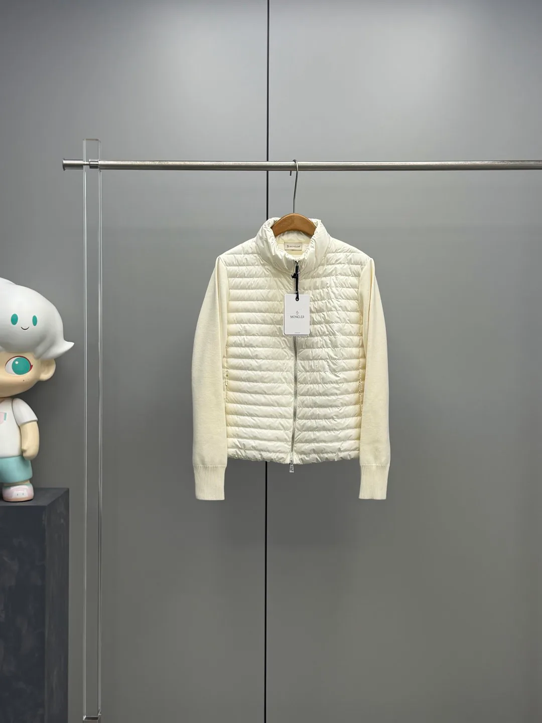 Куртки И Пуховики Женские Moncler 17758418