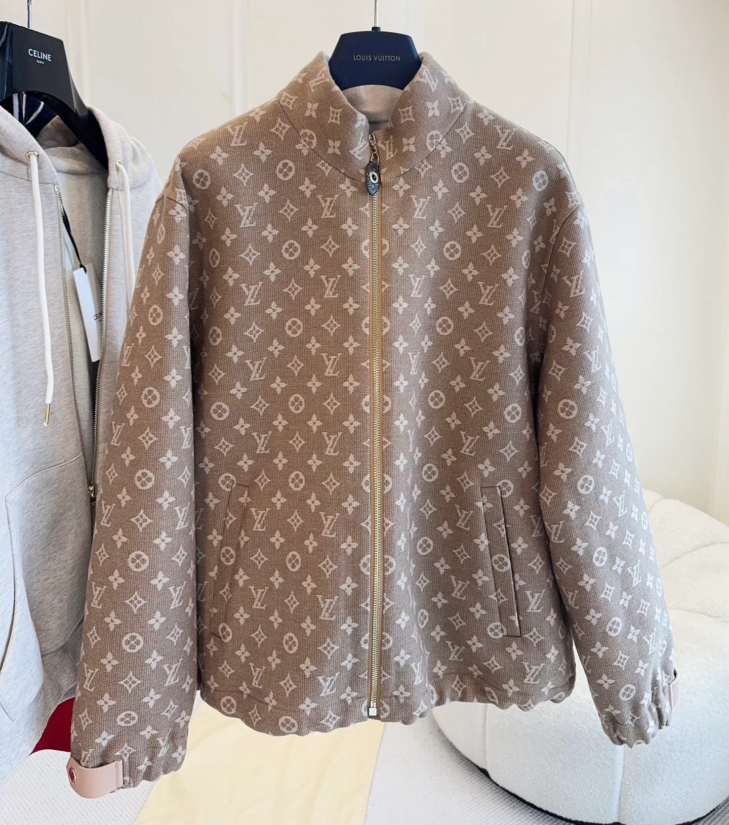 Куртки И Пуховики Женские Louis Vuitton 1164956