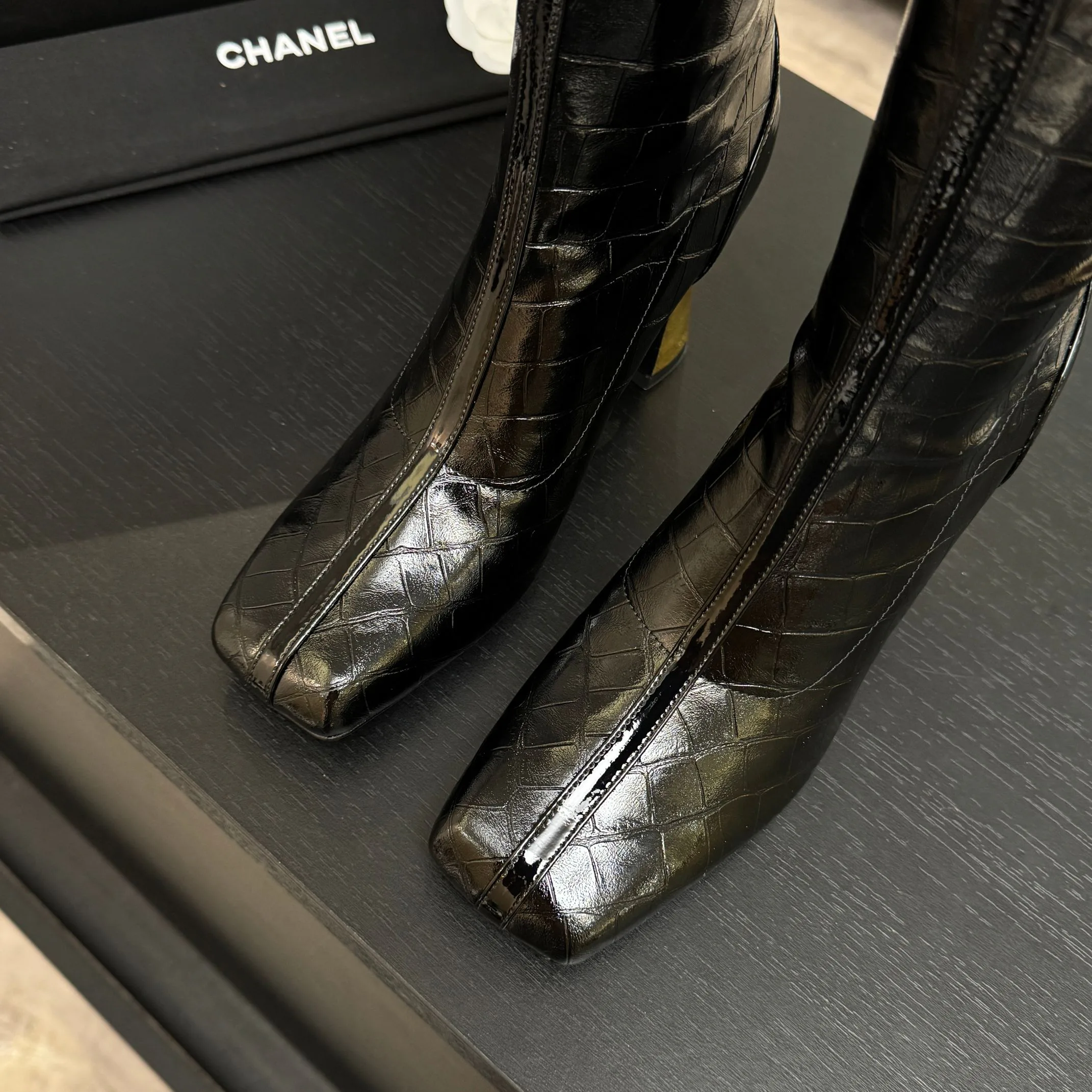 Сапоги Женские Chanel 17900007