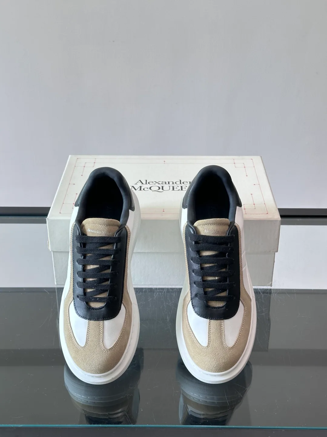 Кроссовки Женские Alexander Mcqueen 17200127