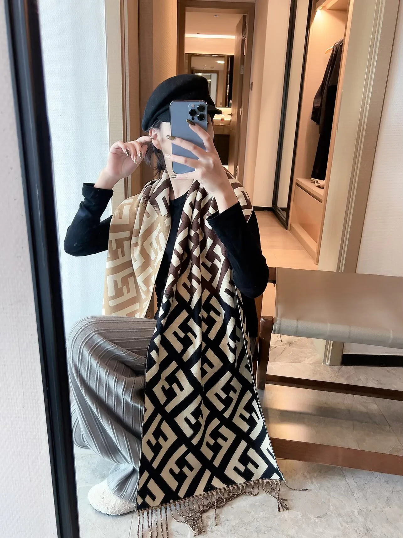Шарфы Fendi 18002953
