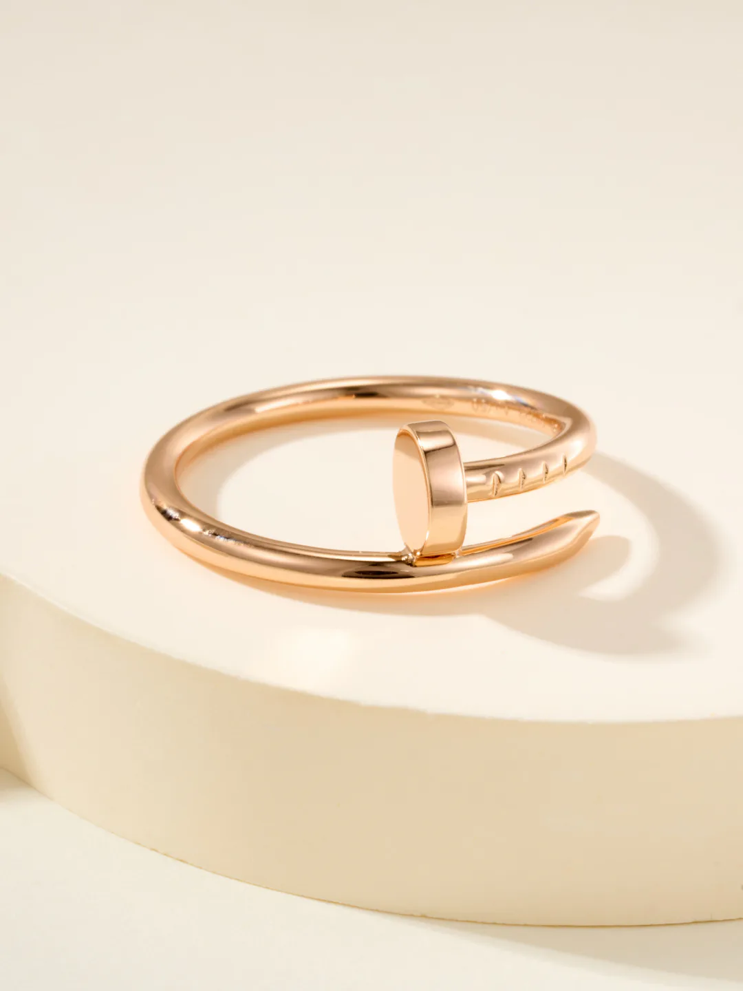 Бижутерия Cartier 18330099