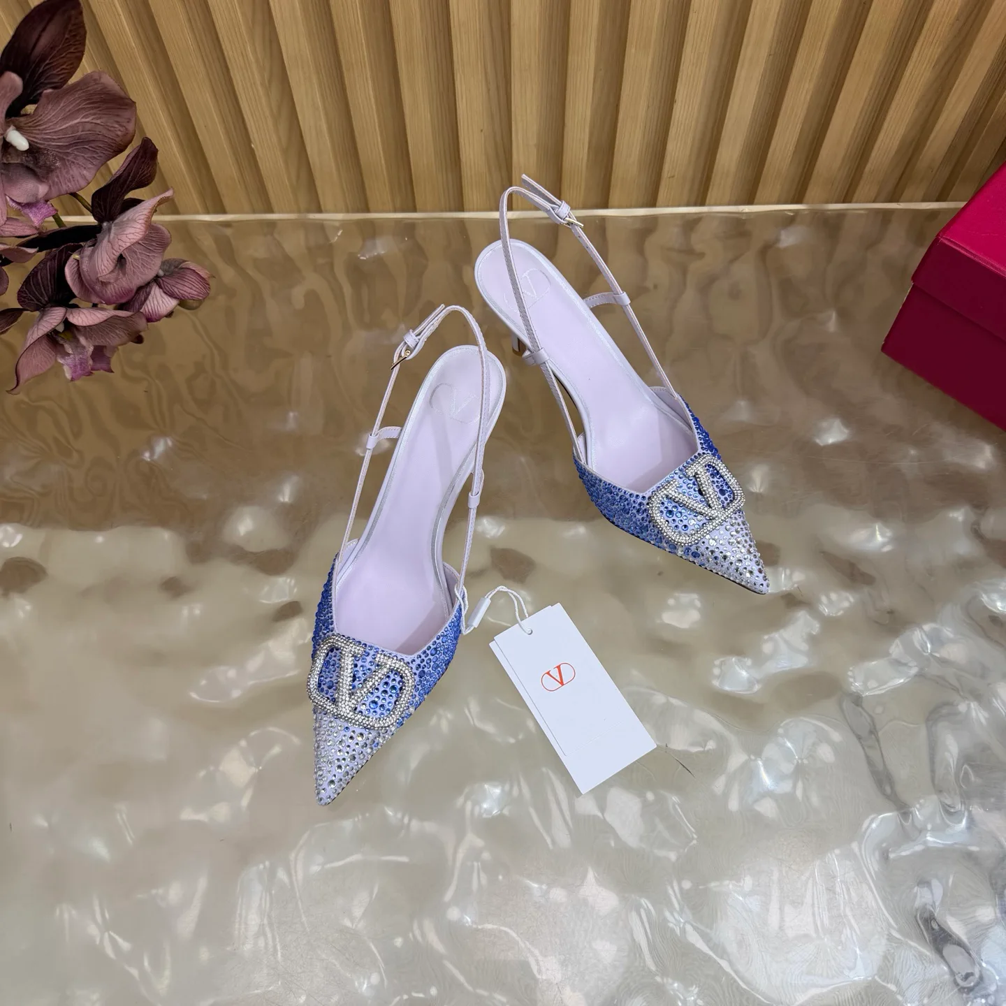Босоножки Женские Valentino 18645829