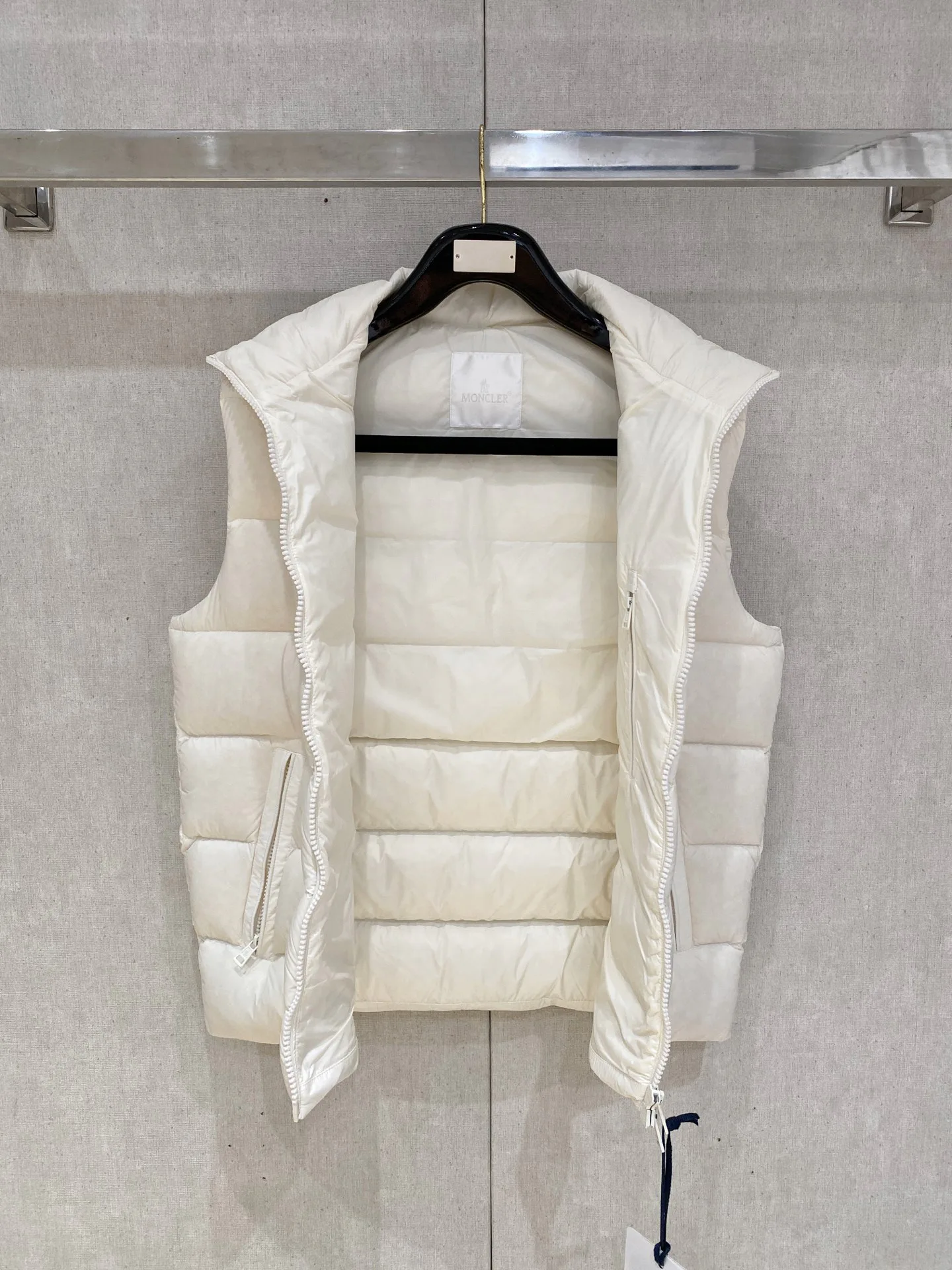 Жилеты Мужские Moncler 1807051