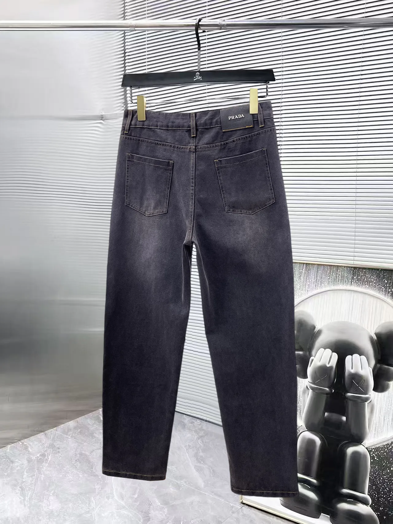 Джинсы Мужские Prada 18499655