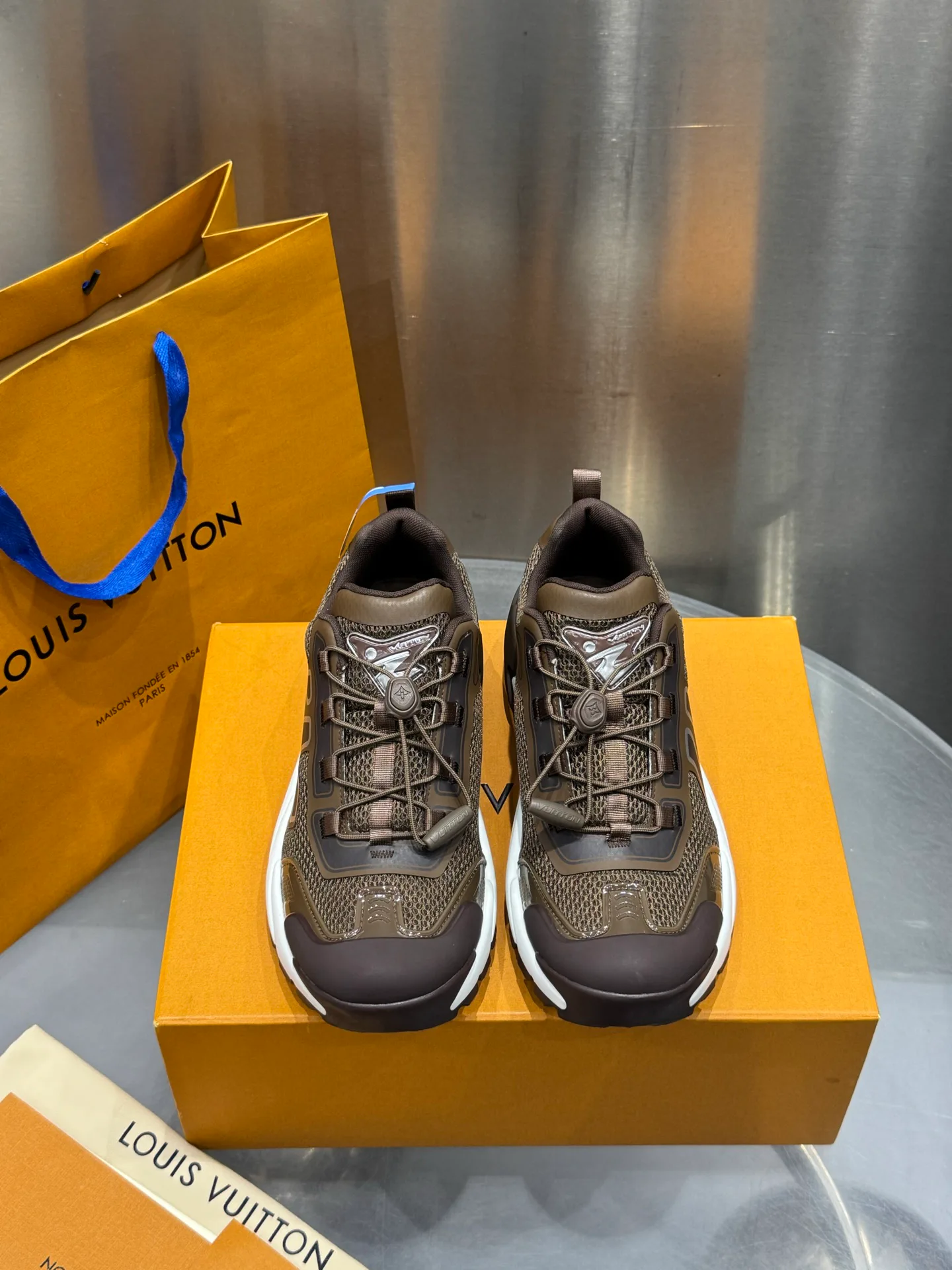 Кроссовки Мужские Louis Vuitton 11751545