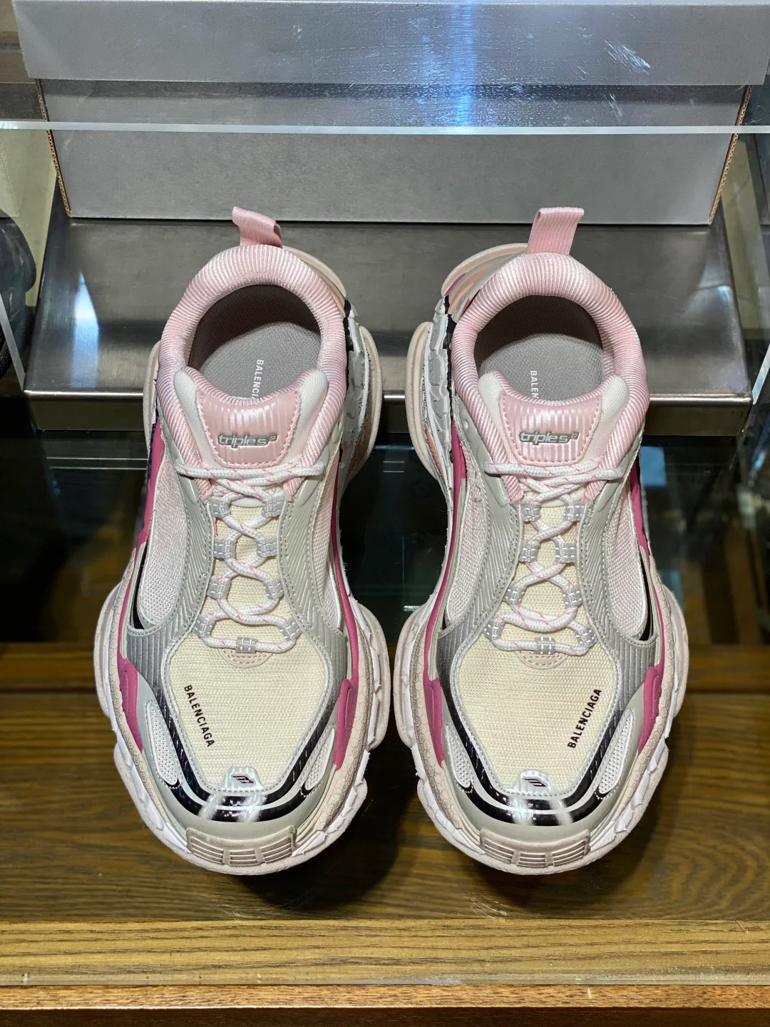 Кроссовки Женские Balenciaga 16935005