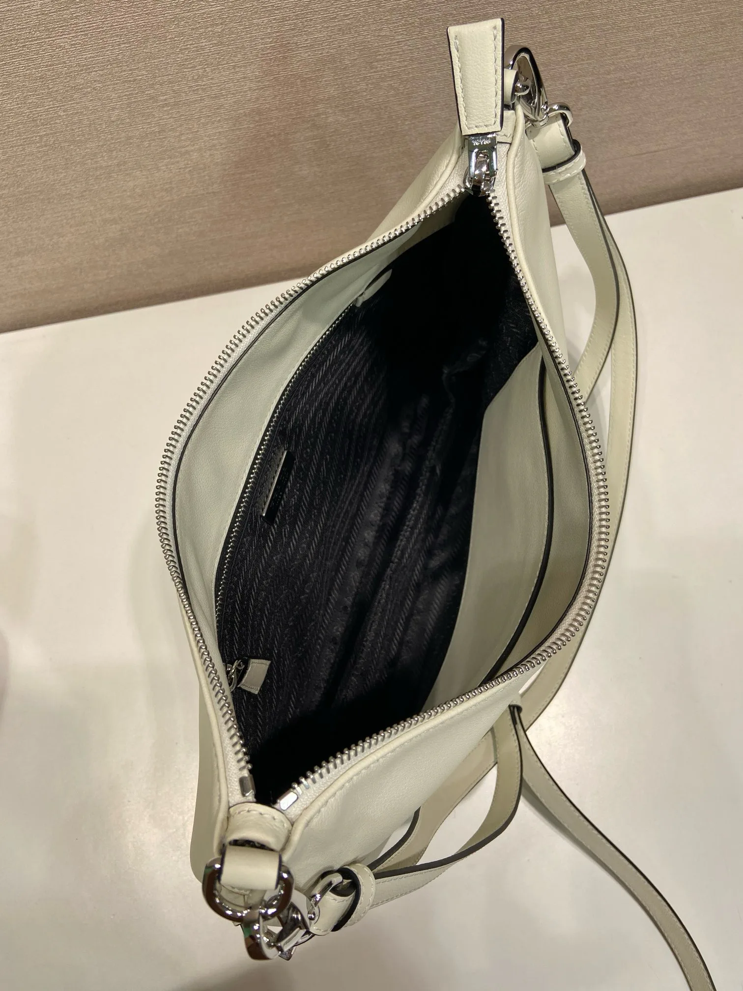 Сумки На Ремне Женские Prada 13162680