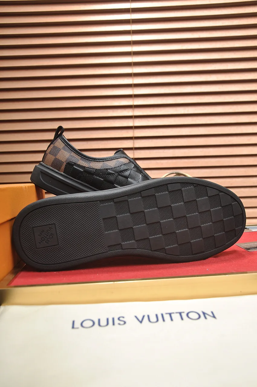 Кроссовки Мужские Louis Vuitton 1062400