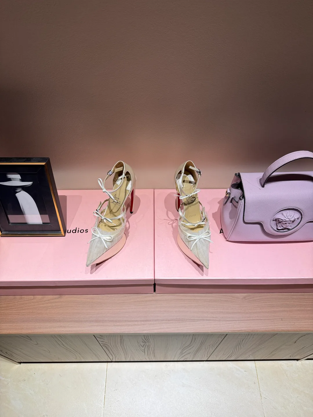 Туфли Женские Christian Louboutin 4743756