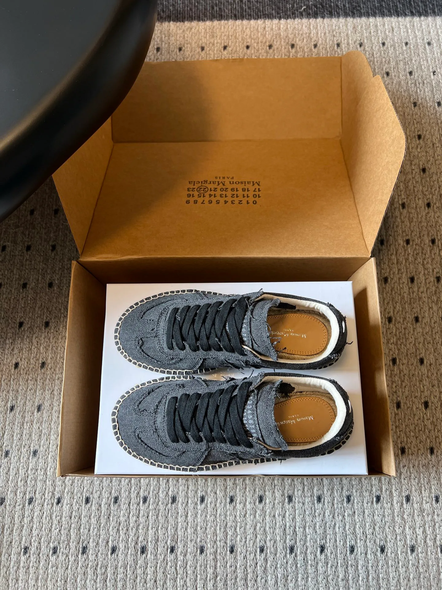 Кроссовки Женские Maison Margiela 17523649