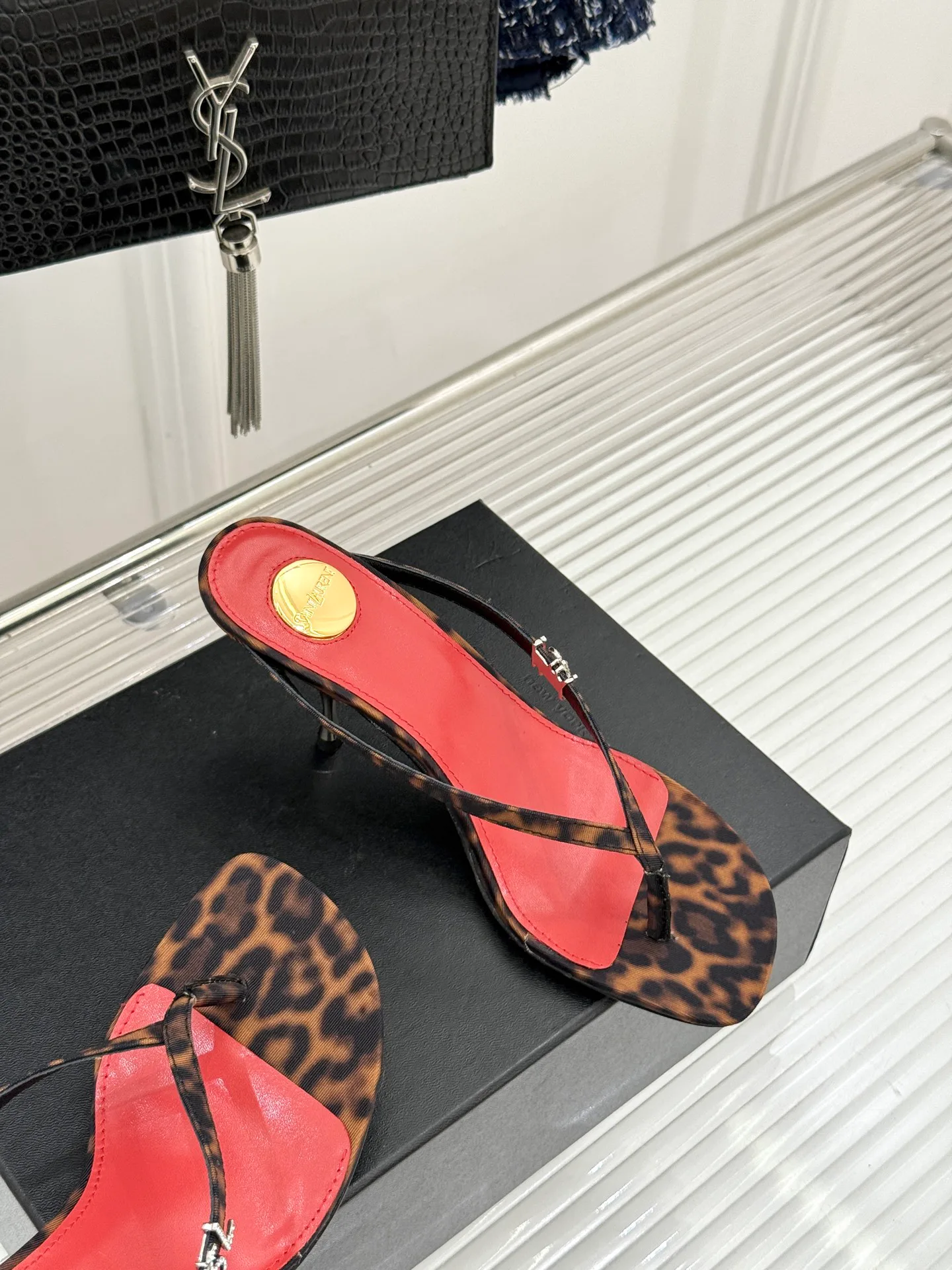 Сандалии Женские Saint Laurent 11871574