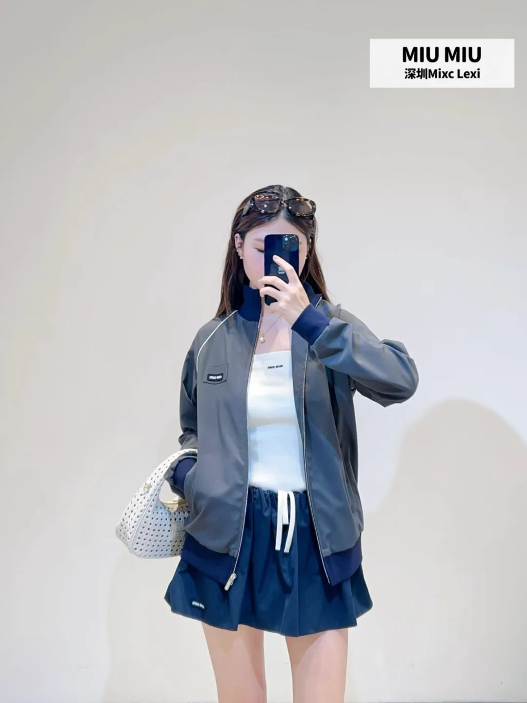 Куртки И Пуховики Женские Miu Miu 18746208