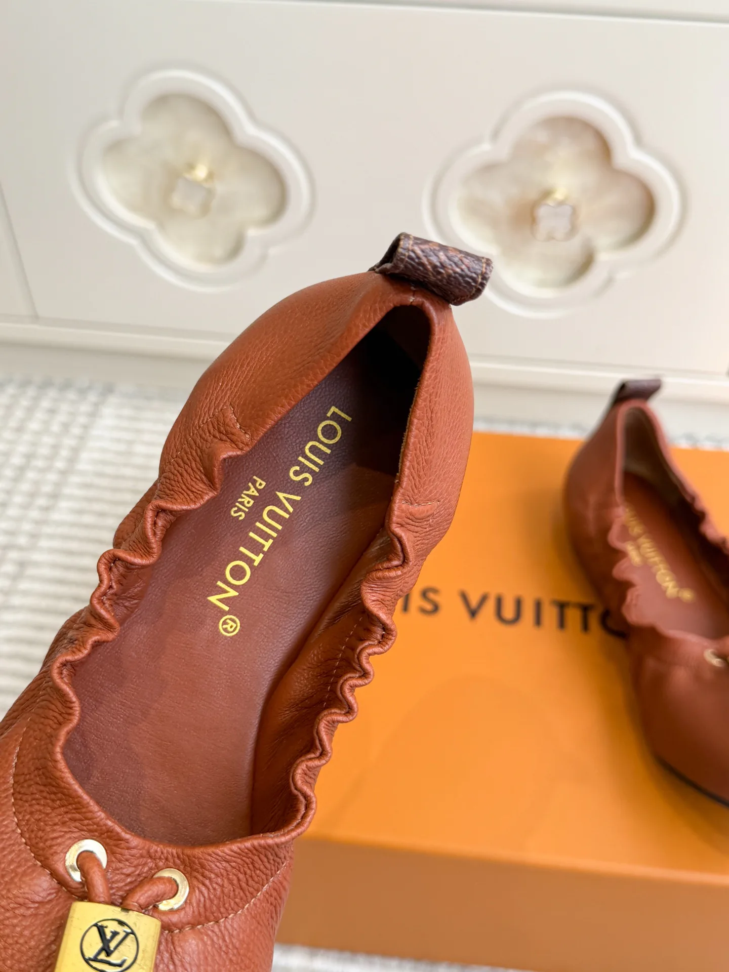 Балетки Женские Louis Vuitton 18414275
