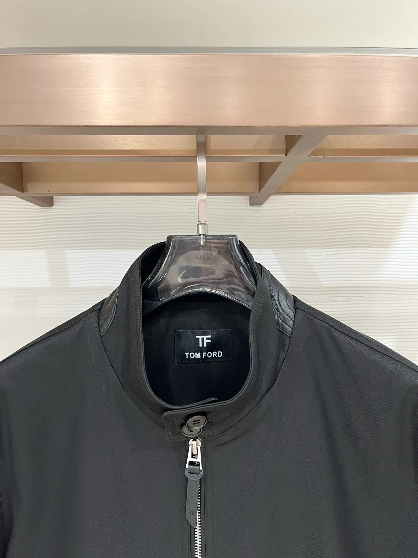 Пуховики Женские Tom Ford 243831