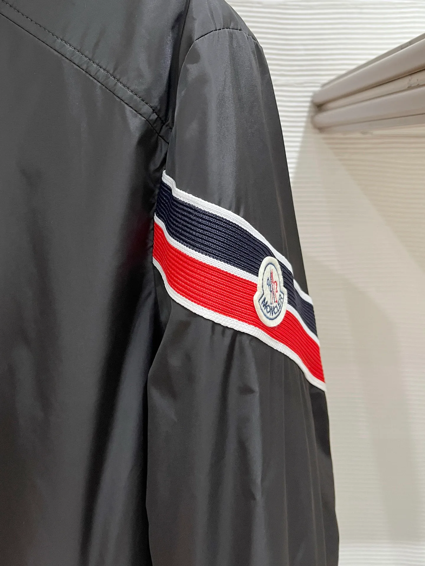 Куртки И Пуховики Мужские Moncler 11392211