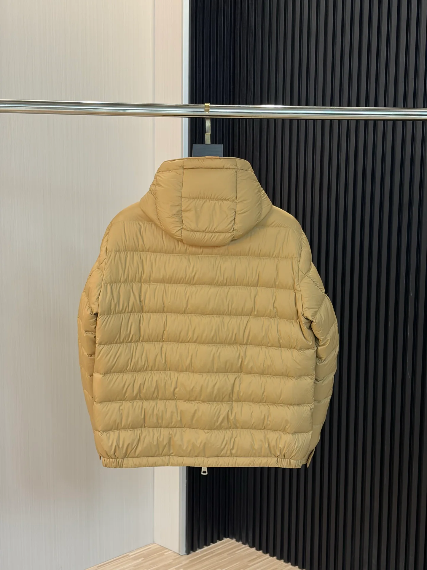 Куртки И Пуховики Женские Moncler 18188489