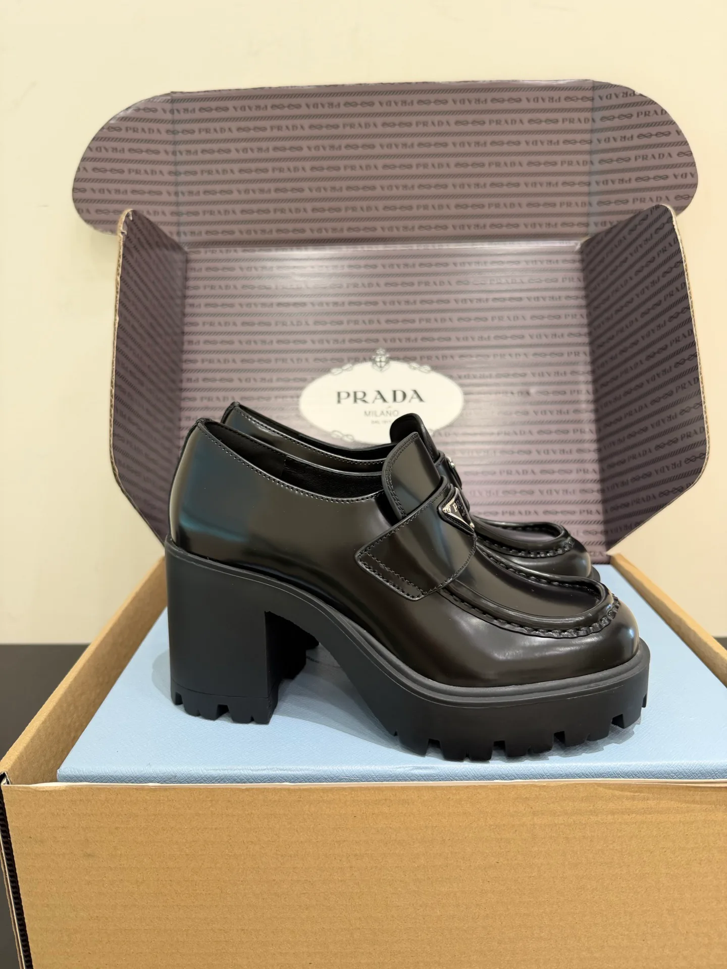 Лоферы И Мокасины Женские Prada 20141022
