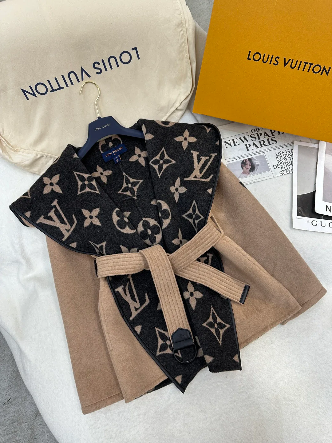Пальто Женские Louis Vuitton 3532947