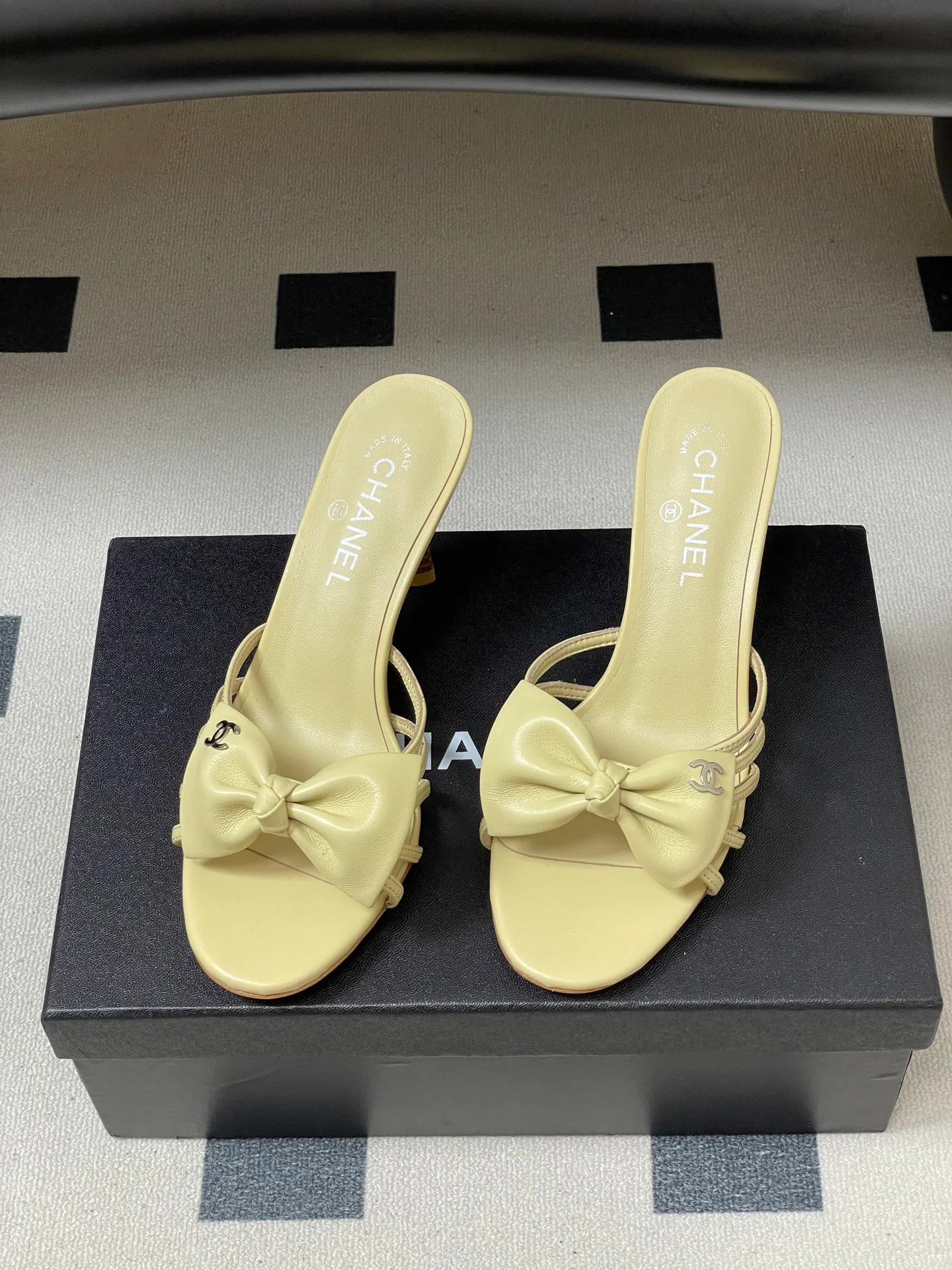 Босоножки Женские Chanel 13226158