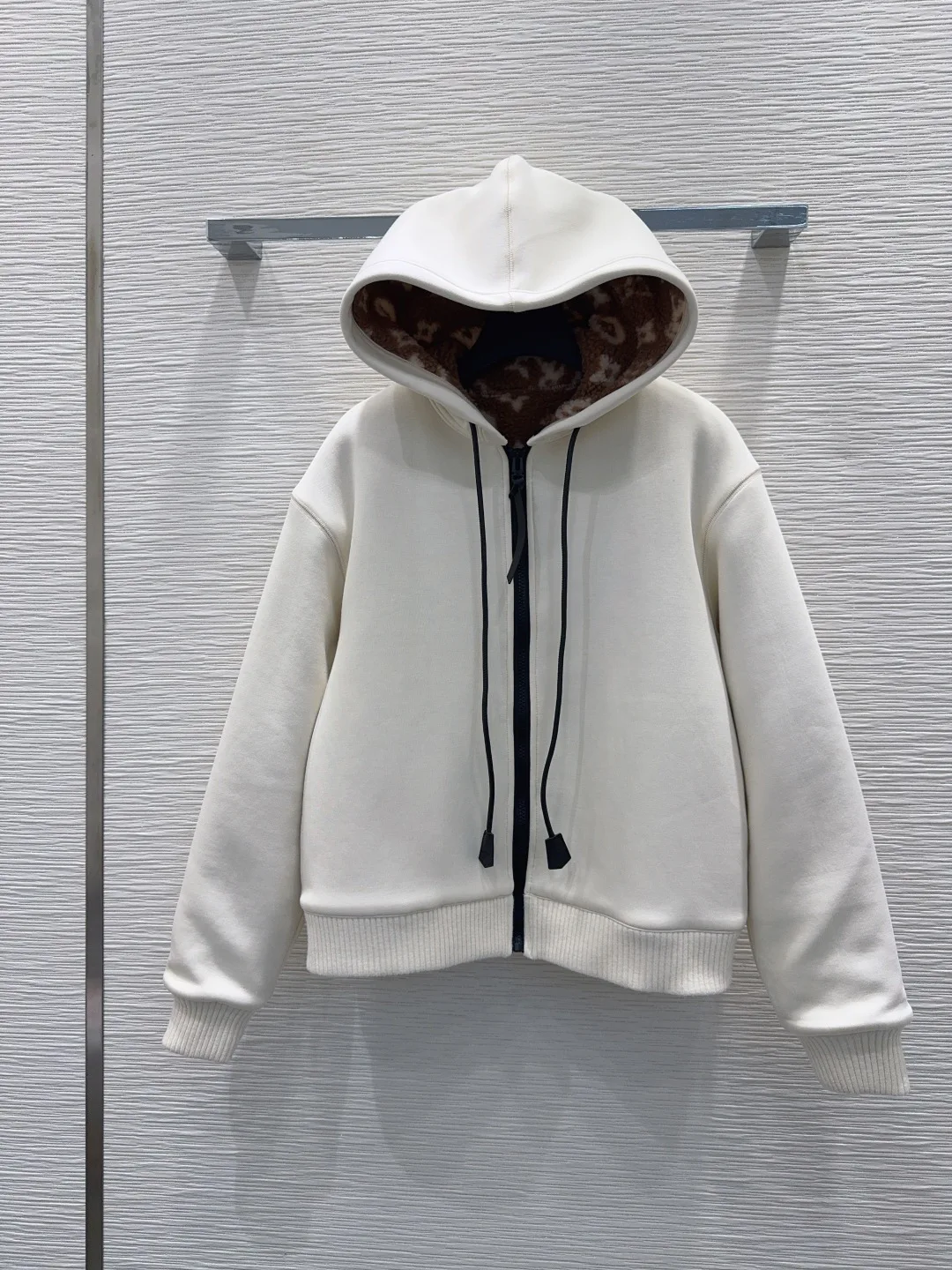 Куртки И Пуховики Женские Louis Vuitton 561656