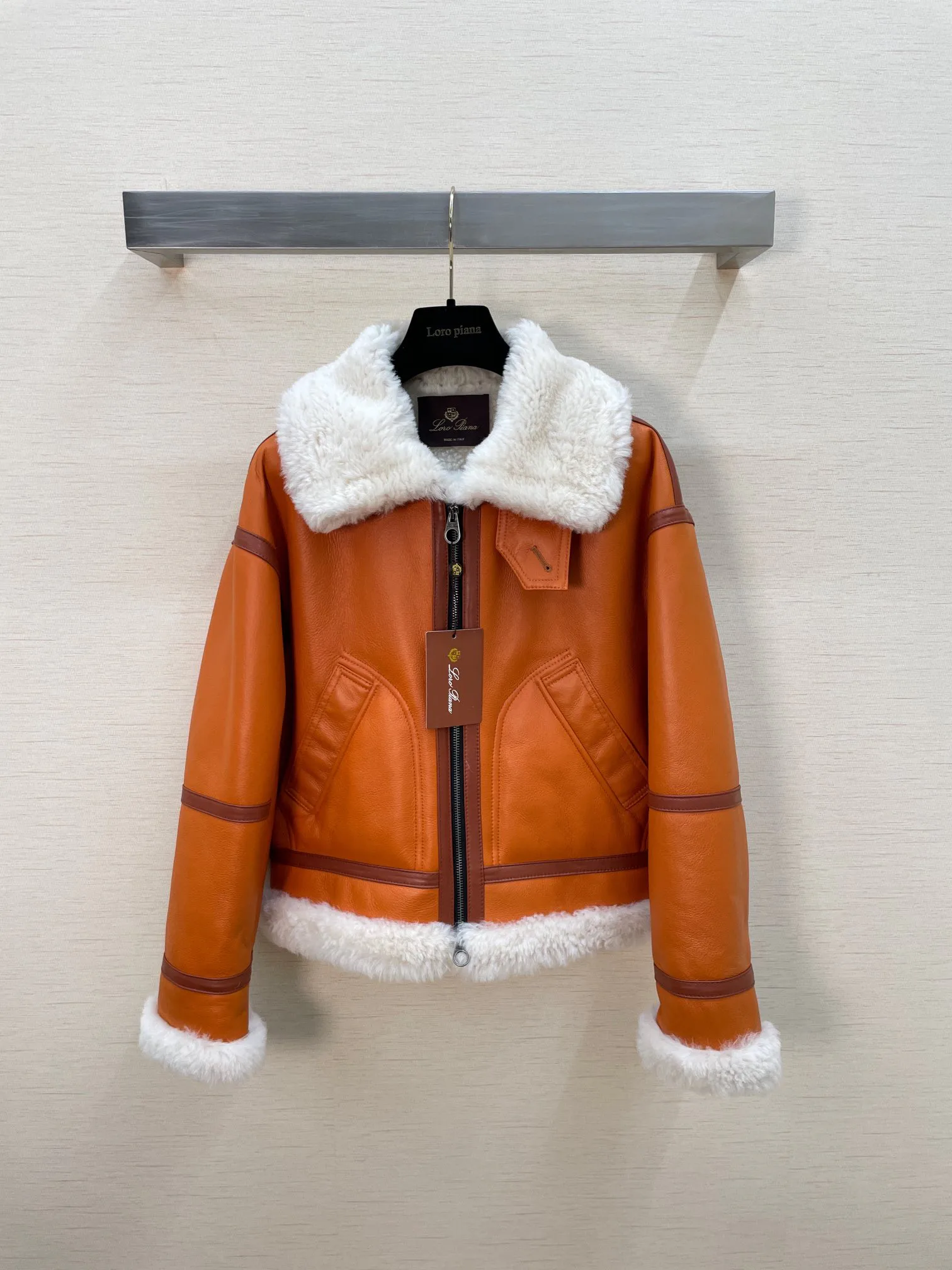 Кожаные Куртки И Дублёнки Женские Loro Piana 19684878