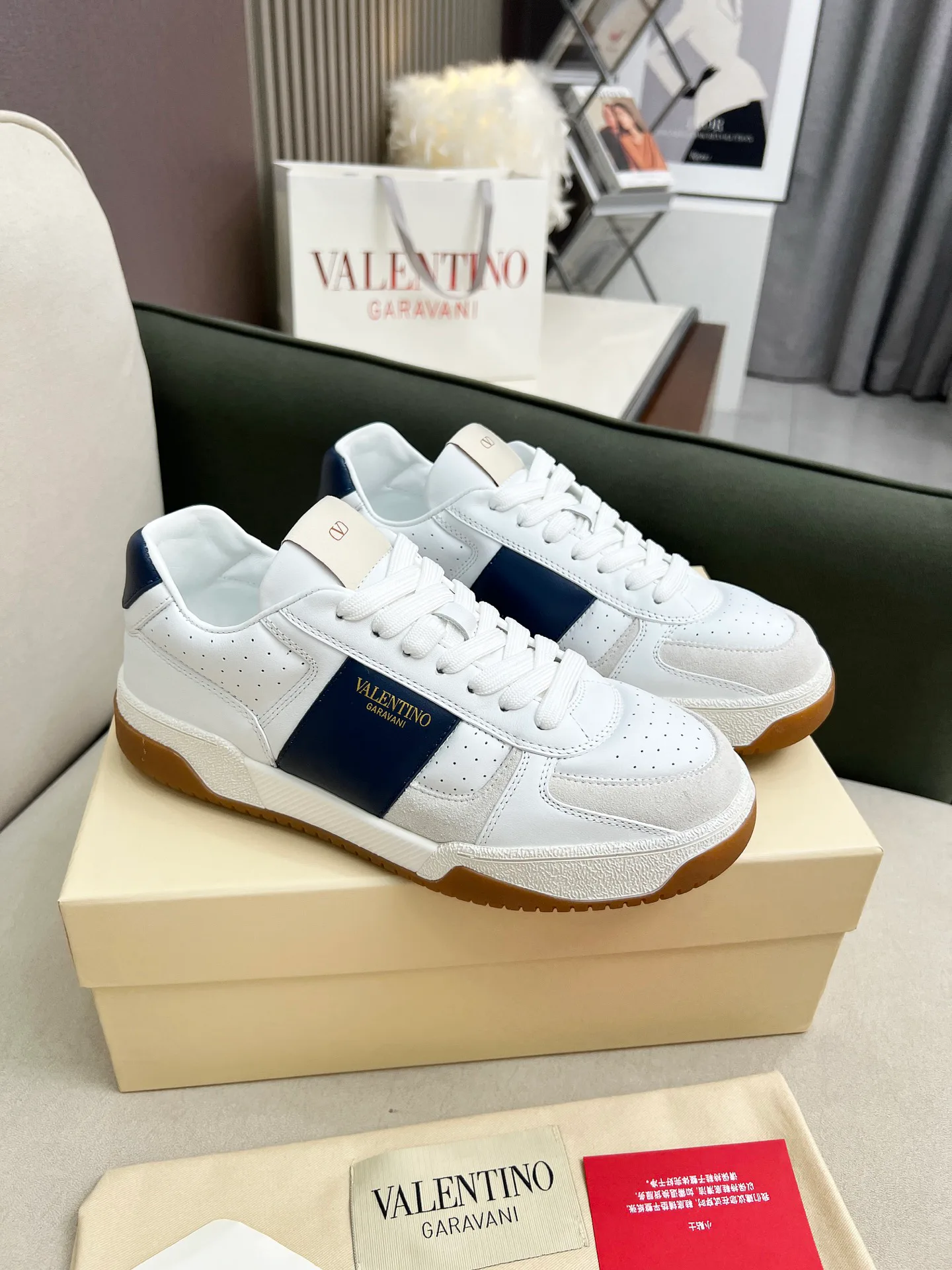 Кроссовки Женские Valentino 2628094