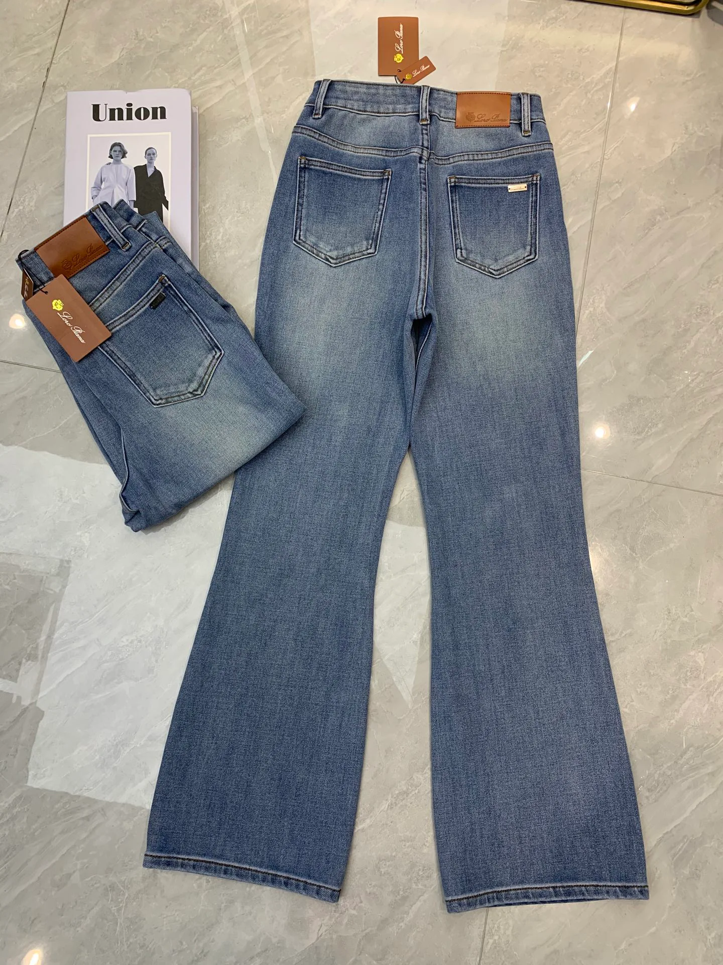 Джинсы Женские Loro Piana 72448