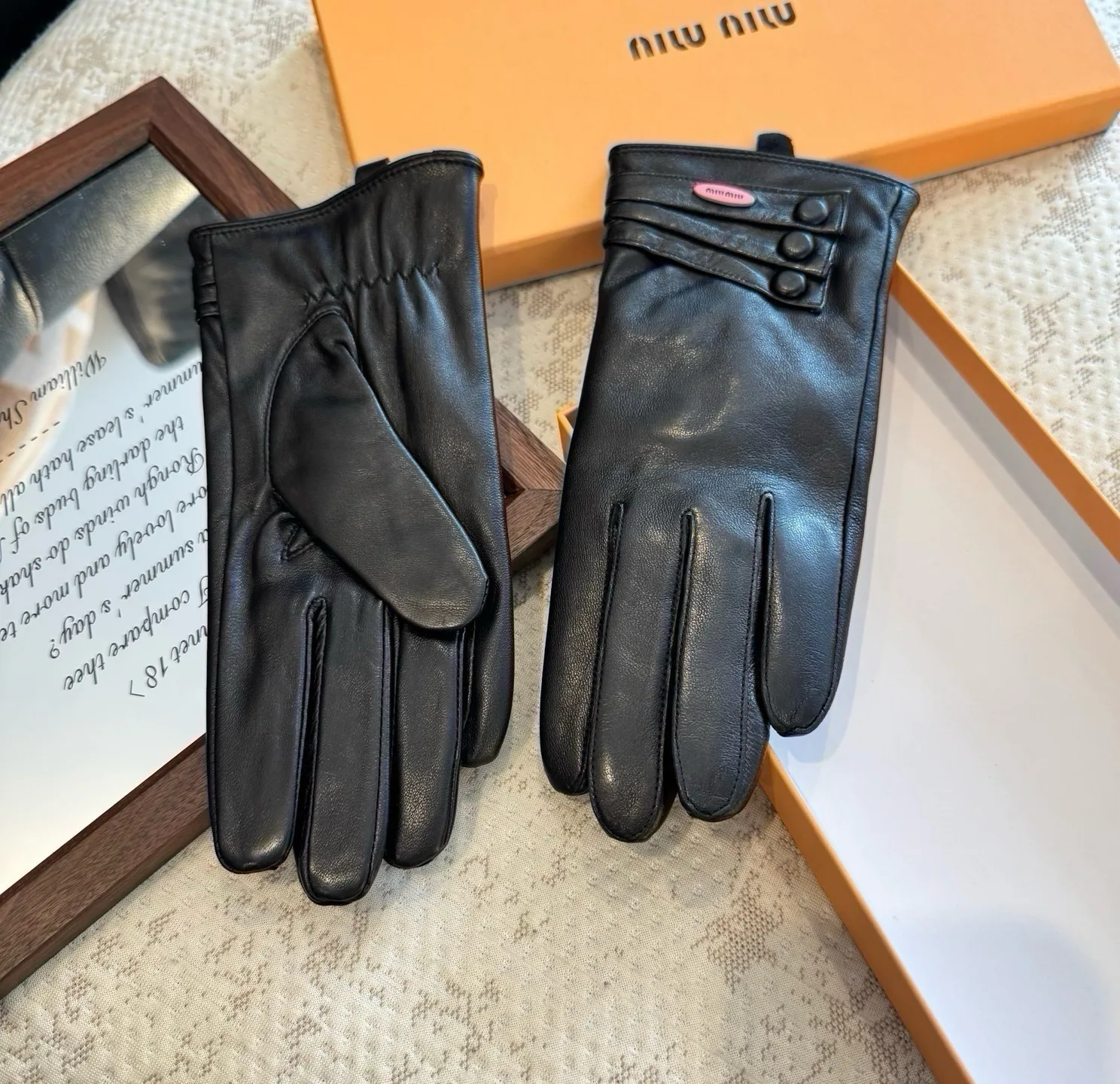 Перчатки Miu Miu 18003529