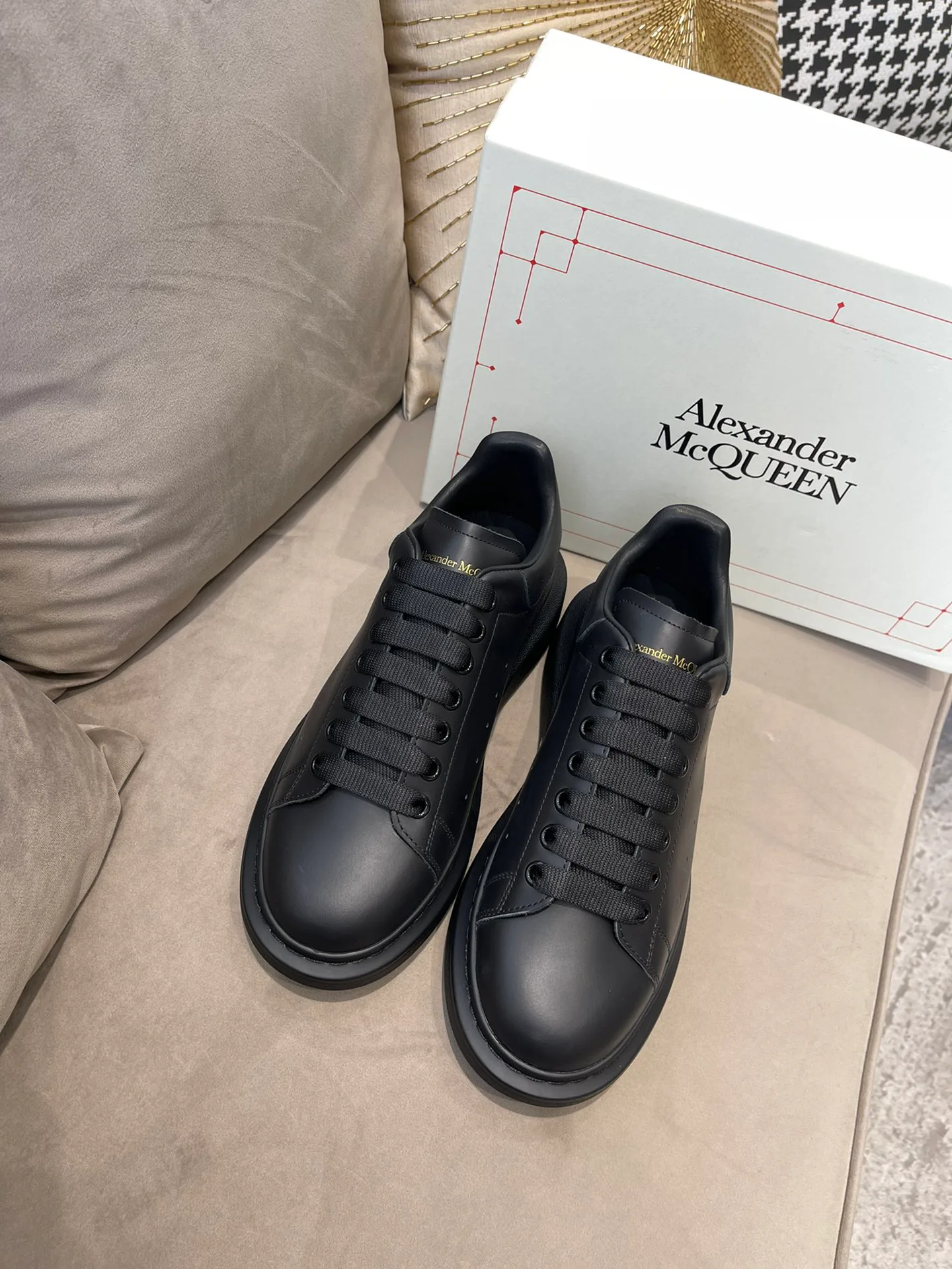 Кеды Женские Alexander Mcqueen 564733