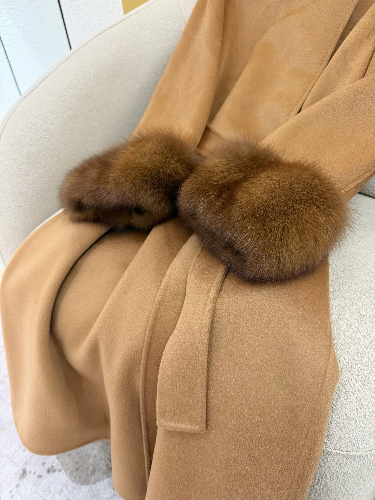 Пальто Женские Loro Piana 18452379