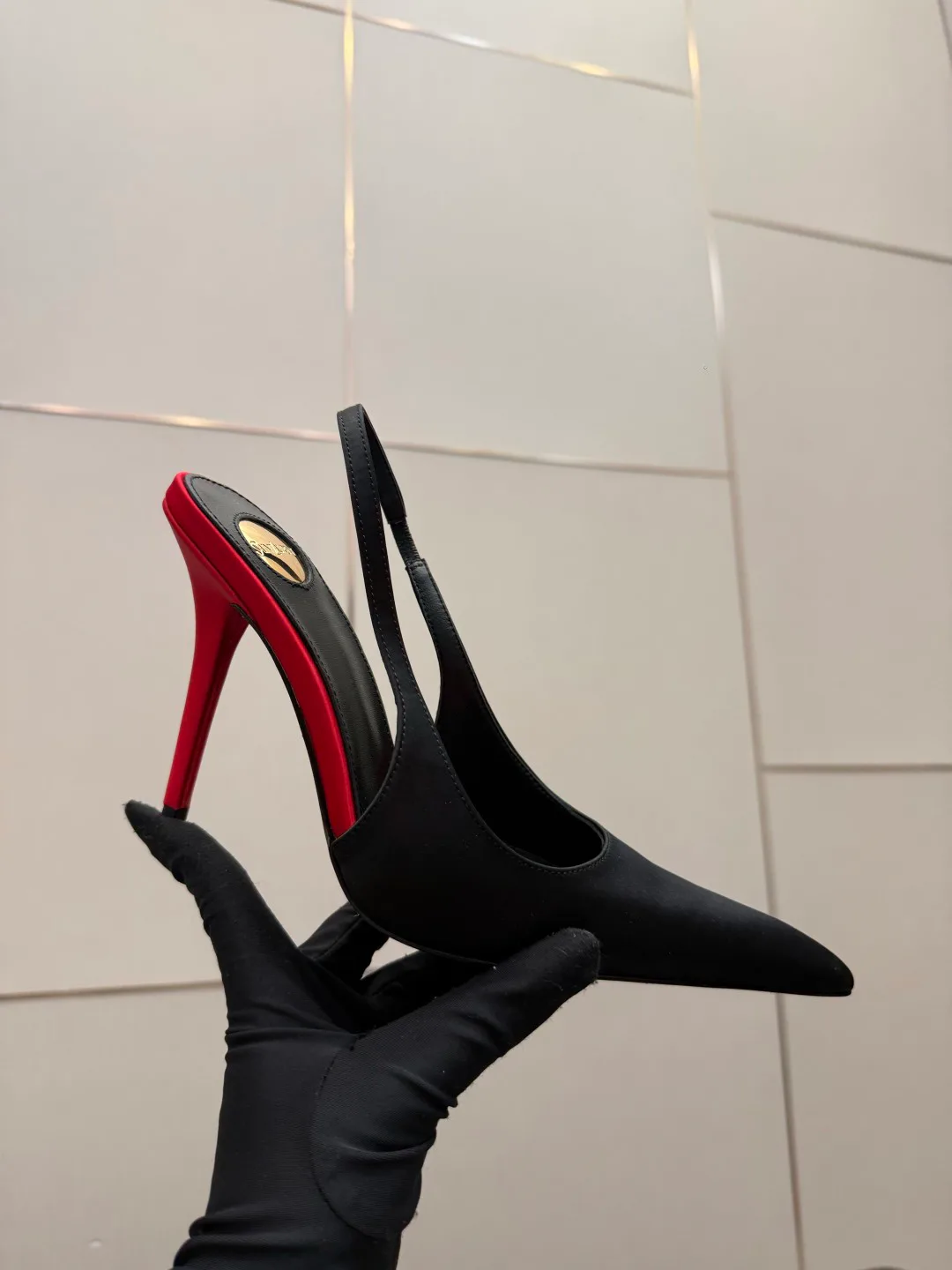 Босоножки Женские Saint Laurent 11409930