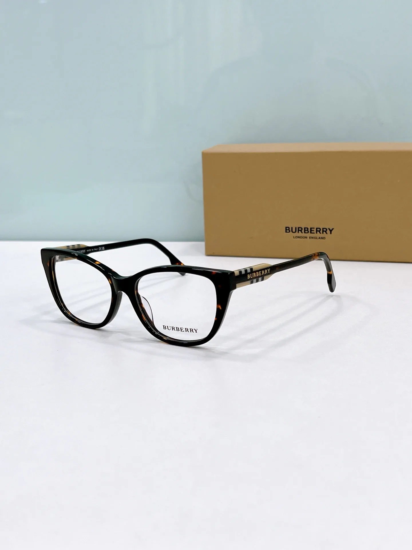 Очки Burberry 36207