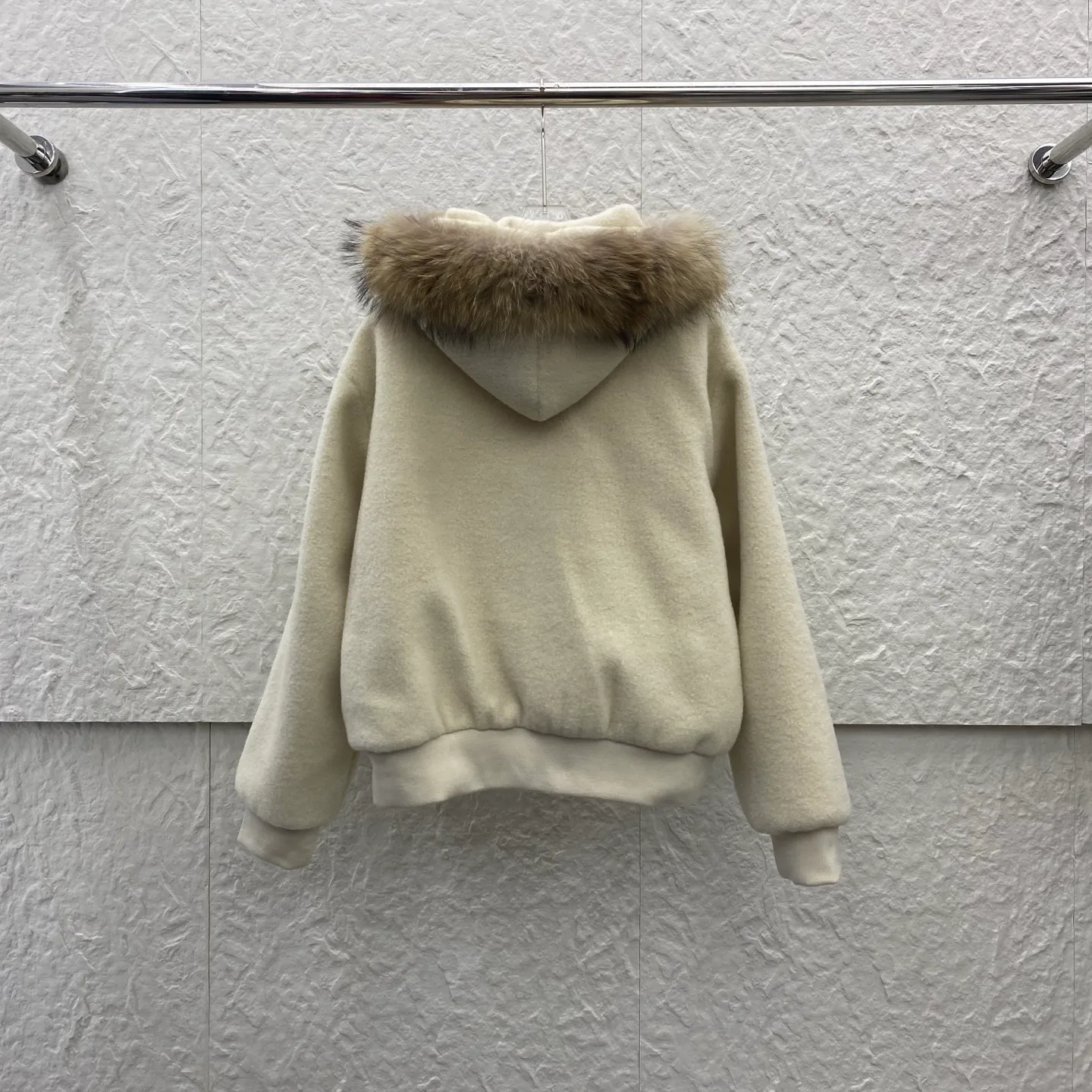 Кожаные Куртки И Дублёнки Женские Moncler 827814
