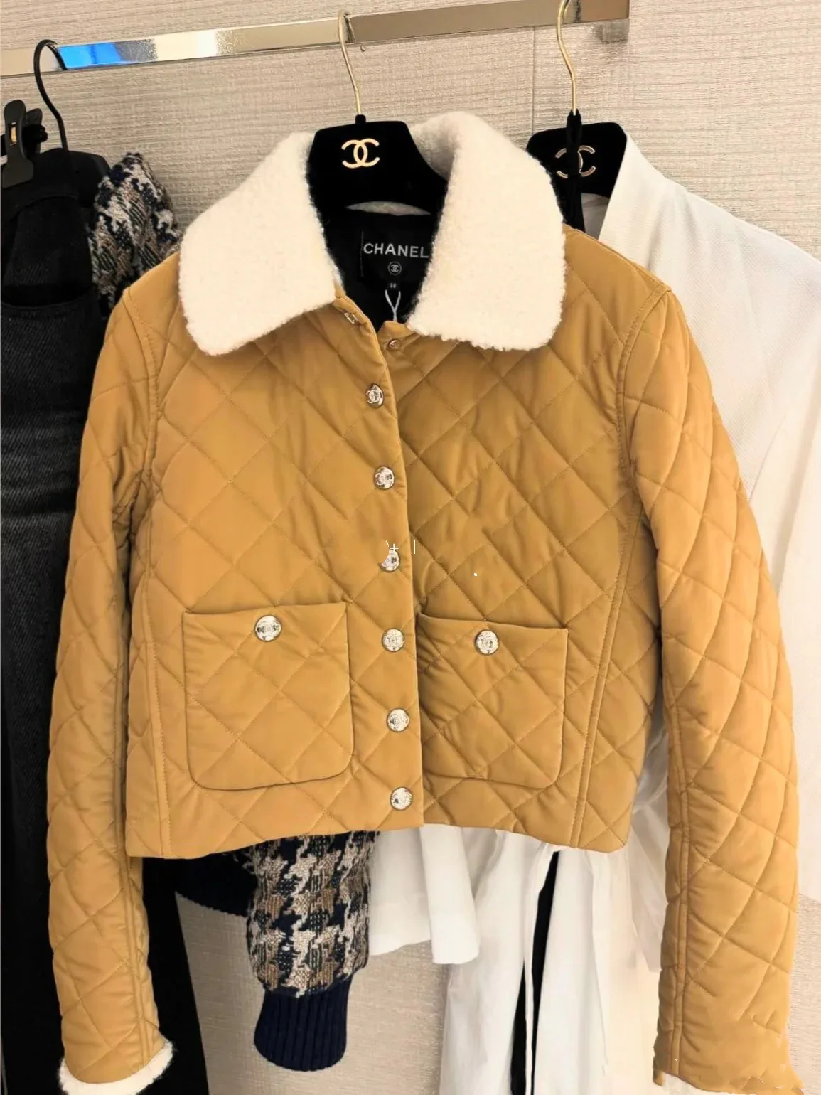 Куртки Женские Chanel