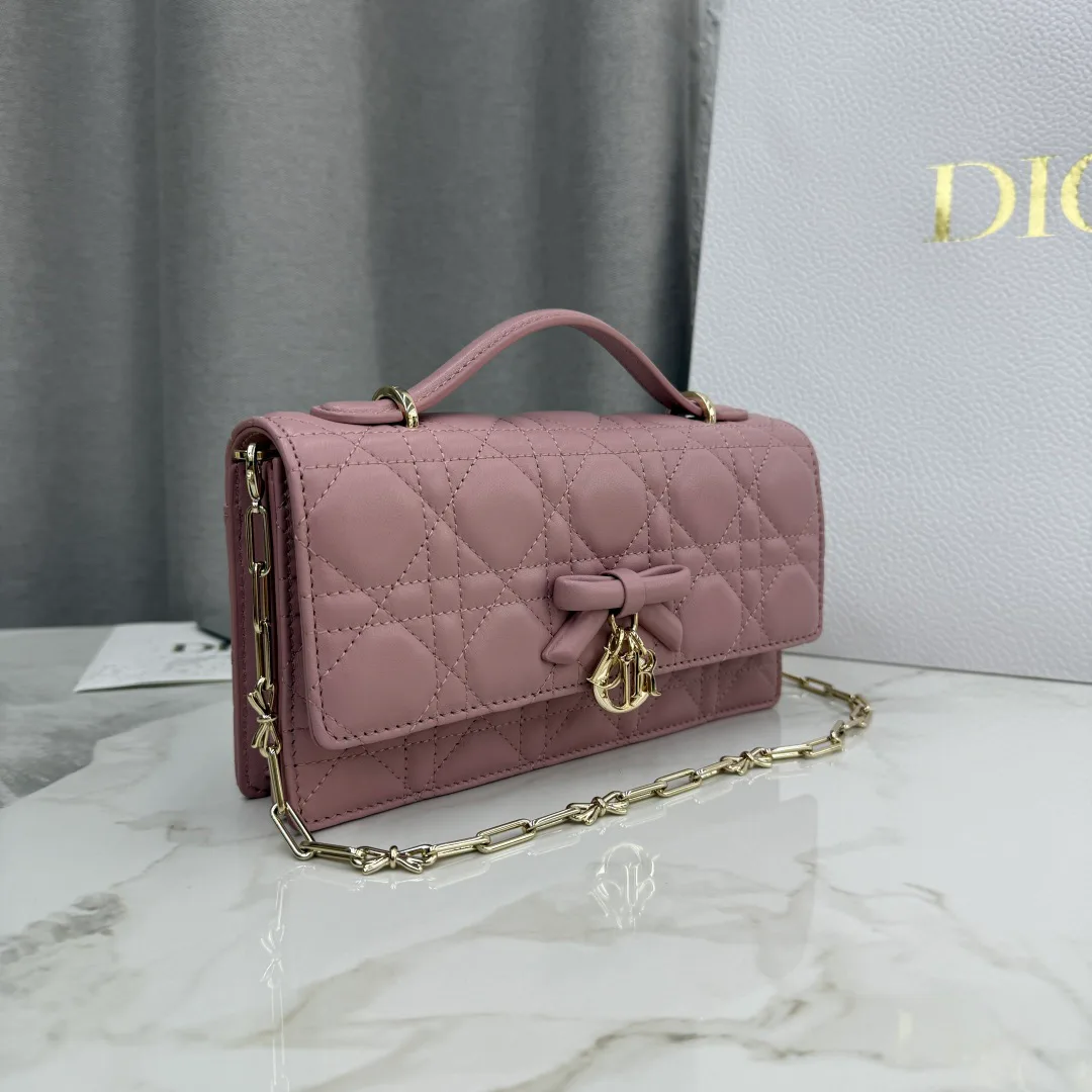 Классические Сумки Женские Christian Dior 12594761